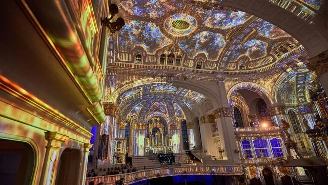 Magic and Wonder in the Heart of Michel: The Light Show 'Luminescence'