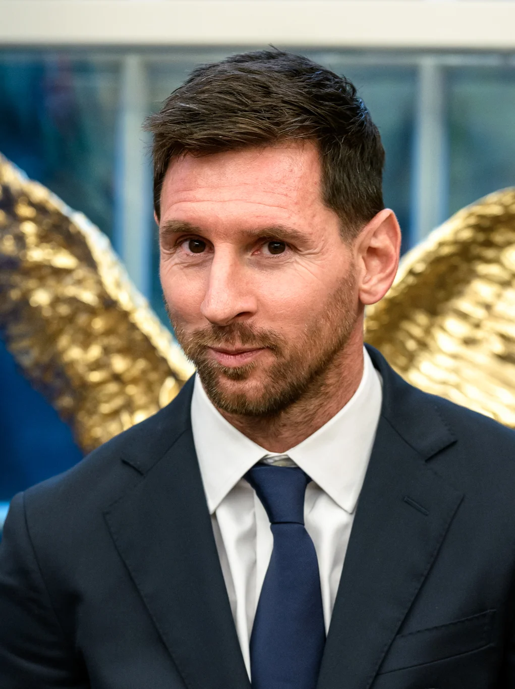 Passing Through an Exciting Night: Messi on the Brink of Crisis, Klopp Ready for the Challenge