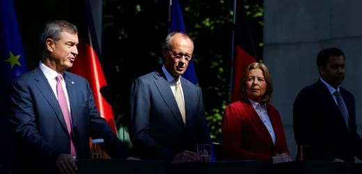 Praise for Government Reforms: Is It Time for Change?
