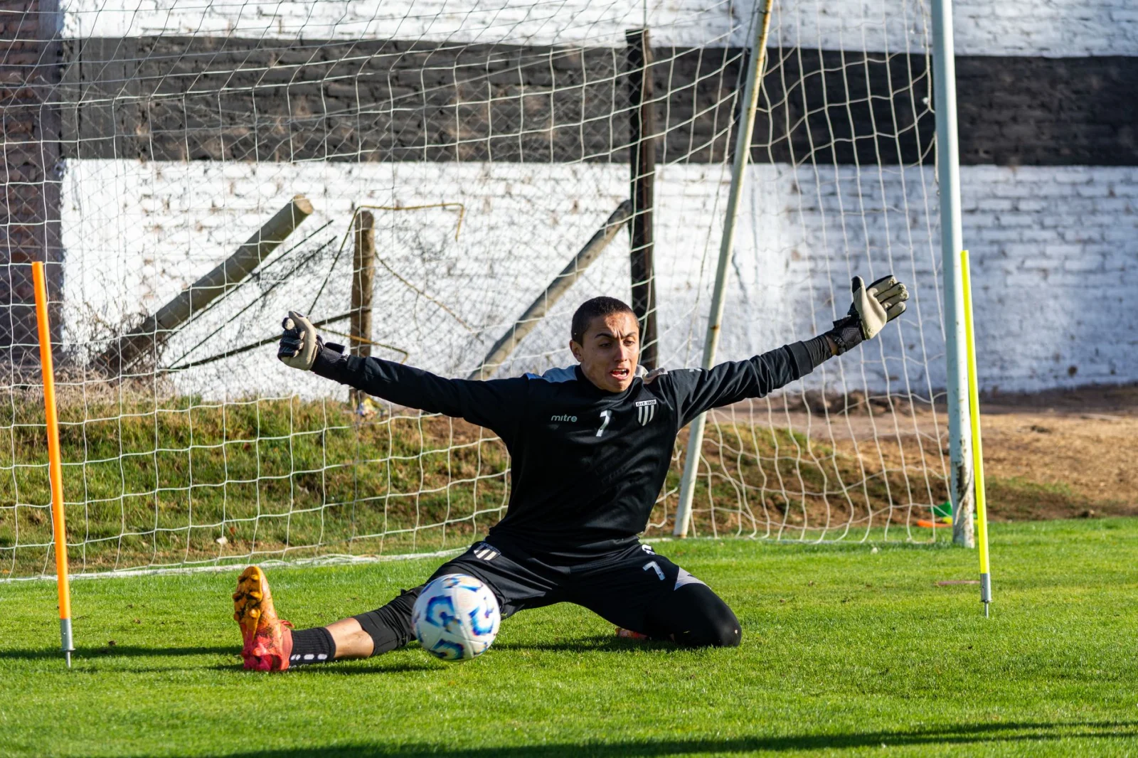 Will Germany's Scary Goalkeeper Replace Neuer at Bayern?