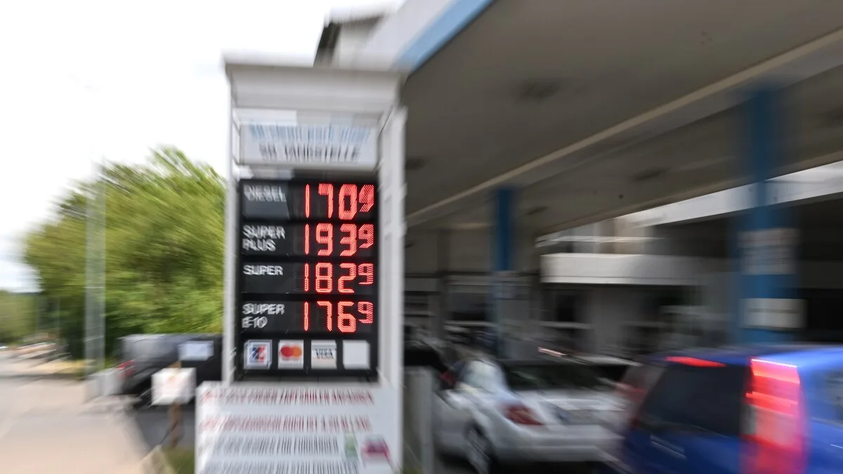 End of Fuel Discounts; Expectations for New Changes