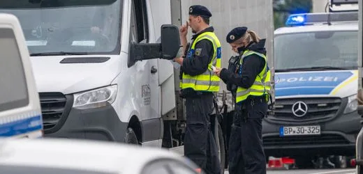 Court Victory: Border Controls Questioned!