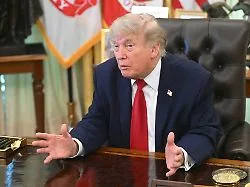 Trump and Crypto Billionaires: Is He Playing with Fire?