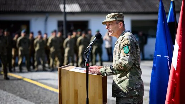 Controversial Departure of American General from Command in Europe
