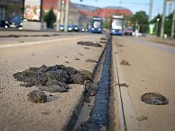 Summer Heat Troubles: Metro Rails Warp in the Heat!