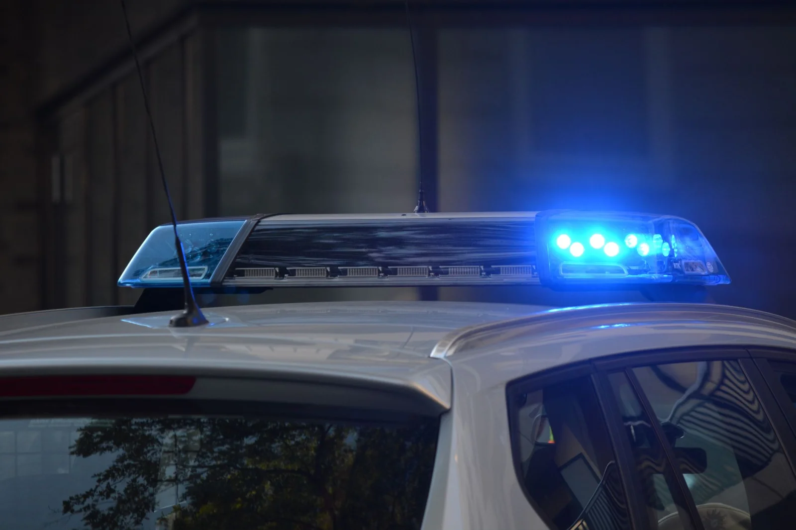 Discovery of a Body in a Lake in Duisburg: A Mysterious and Shocking Incident
