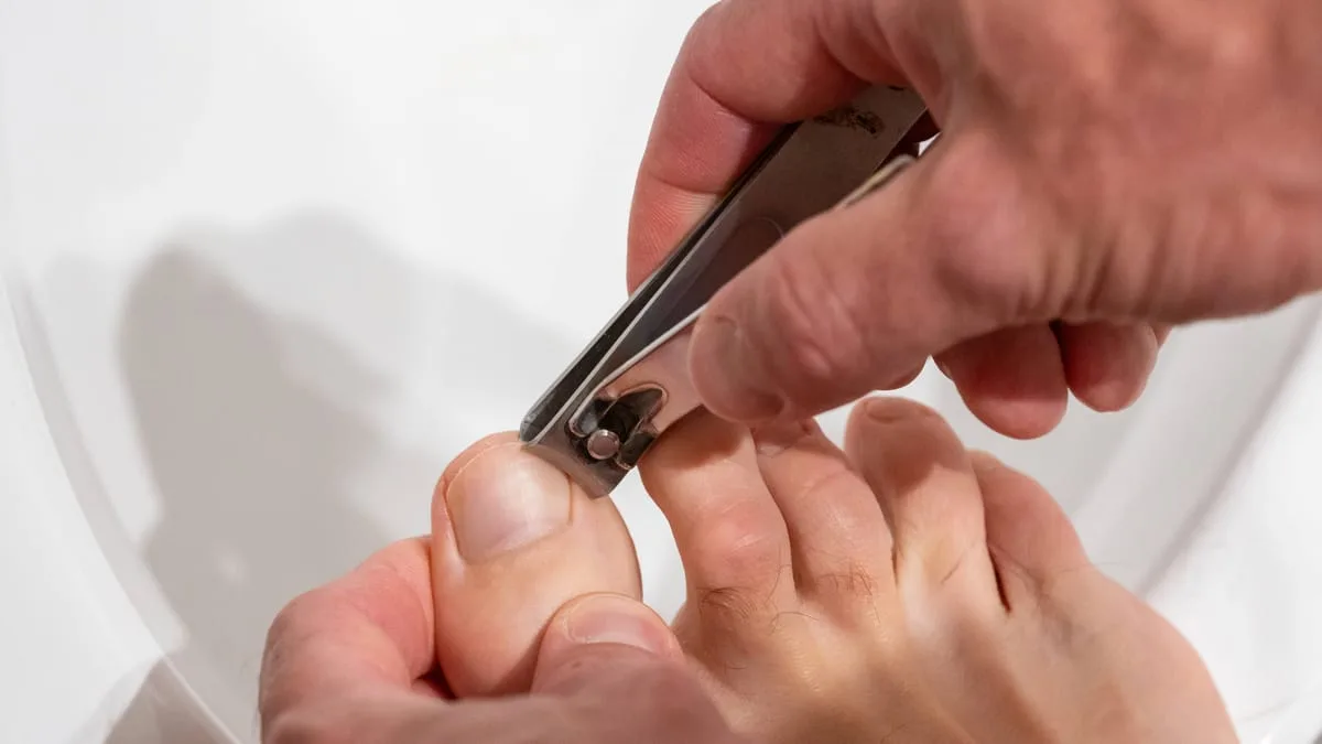 Secrets of Foot Nail Care: How to Beautify Without Hassle?