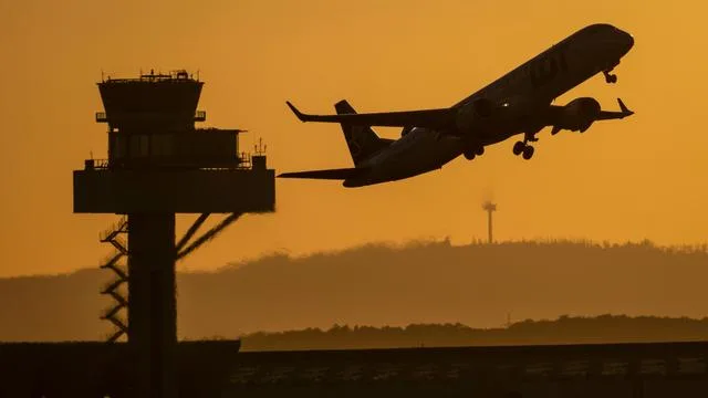 Fuel Crisis: Summer Holidays and Travelers' Concerns
