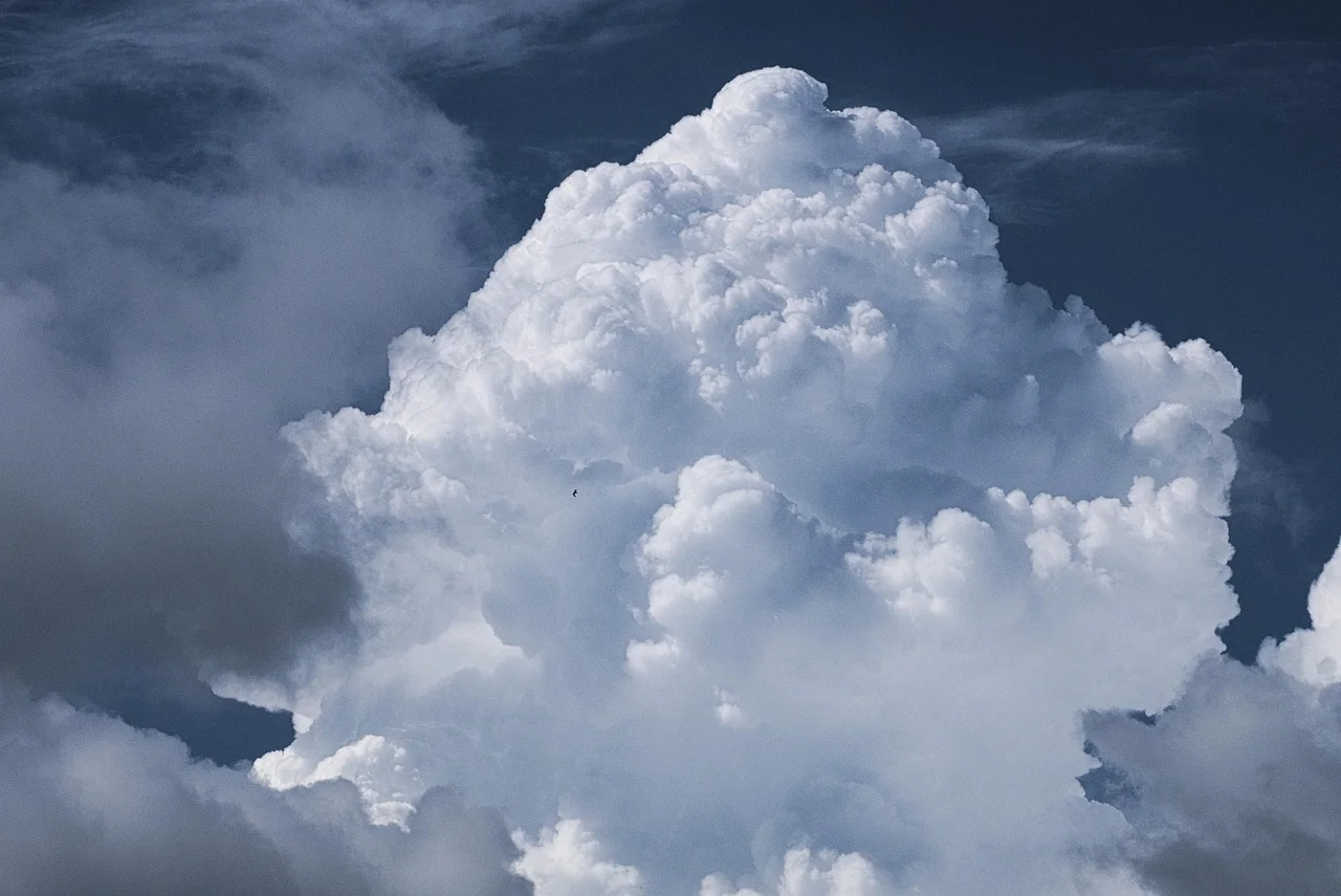 Unstable Spring: Cloudy and Rainy Weather in NRW!