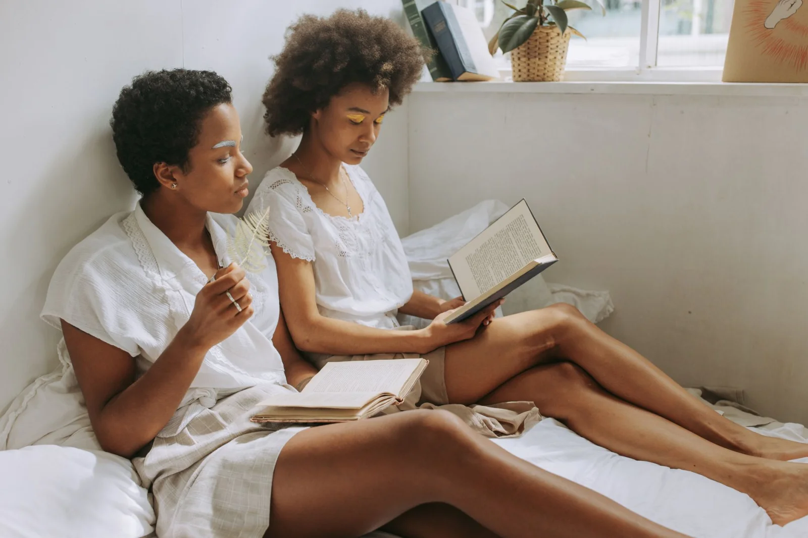 Two Decades of Friendship: How Reading Created a World of Lasting Friendships?