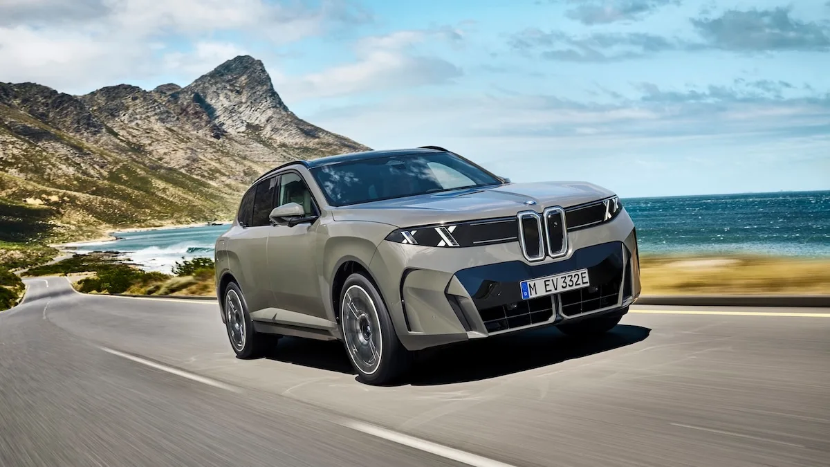 An Exciting Experience with the BMW iX5: Power and Technology in One Car
