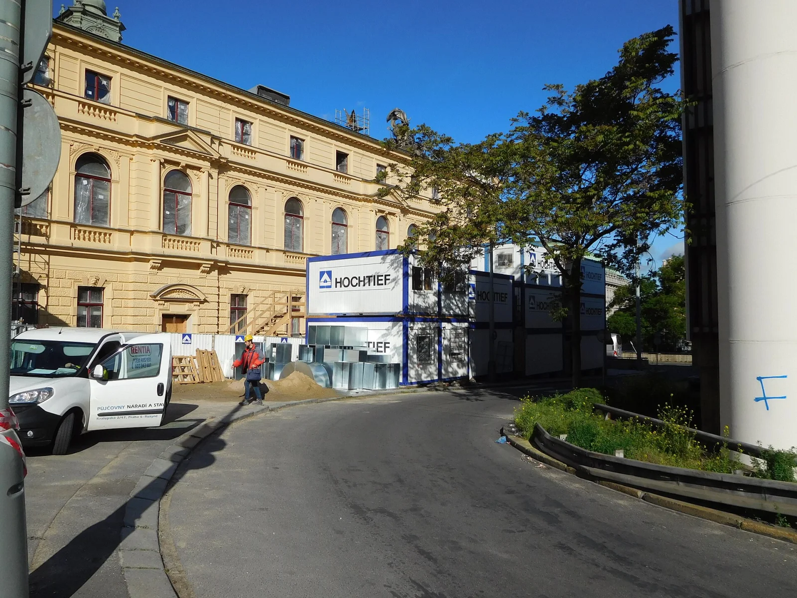 Construction of a New Data Center by Hochtief for NTT in Berlin: The Dawn of the Digital Age!