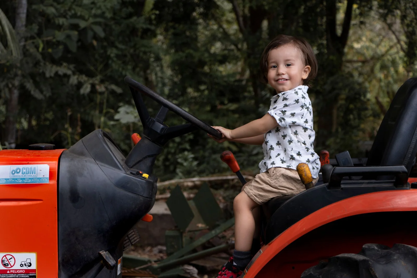 Nine-Year-Old Driving a Tractor and the Sudden Fall of an Elderly Man to the Hospital!