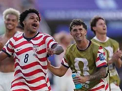 Fire on the Field; American Coach's Anger After Advancing to the Knockout Stage