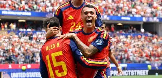 Heavy Defeat for Austria; Spain Showed the Upcoming Champion