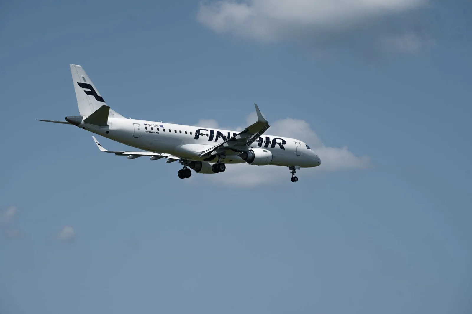 Suspension of Direct Flights Between Hamburg and Doha: New Challenges for Air Travel