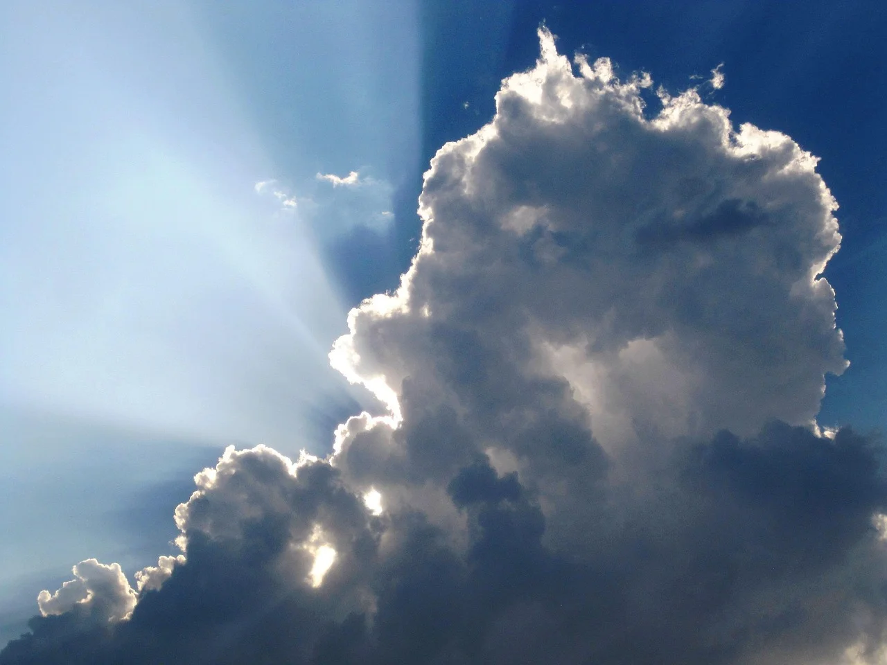 Summer Days Are Coming; Climate Changes on the Coasts