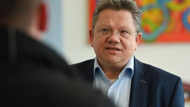 Severe Criticism from Ministers on New Reforms in Issuing Medical Certificates