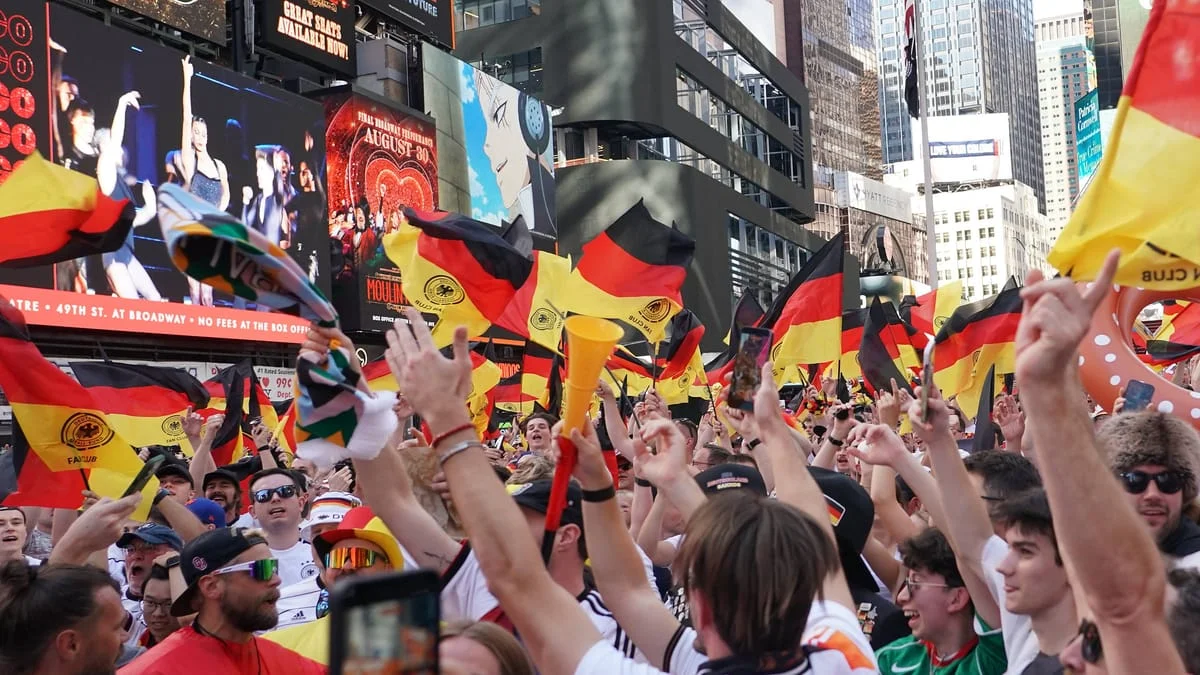 The Fall of Passion: The Tourism Job Market in America is Heading for the Abyss