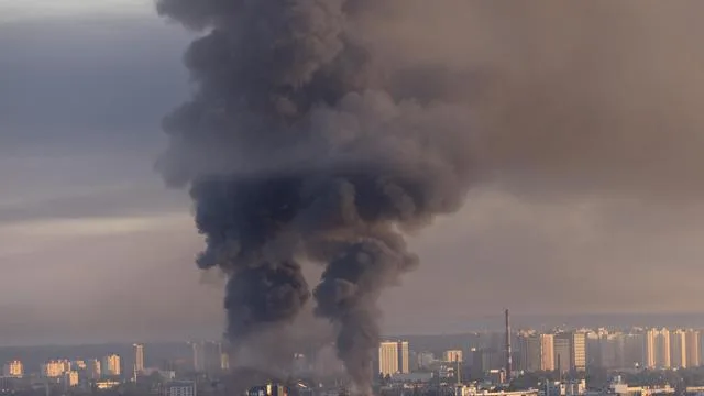 Deadly Russian Air Assault on Kyiv: 18 Victims in a Dark Night