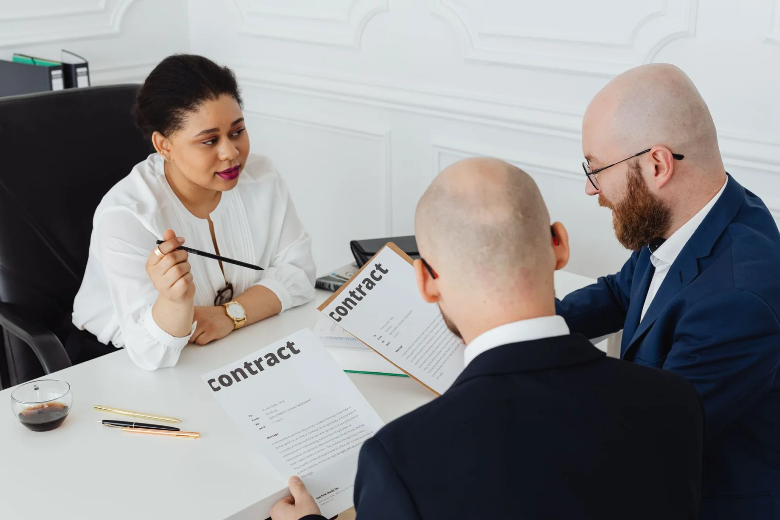Controversial Changes in Employment Contracts: What Will the Future Hold for Employees?