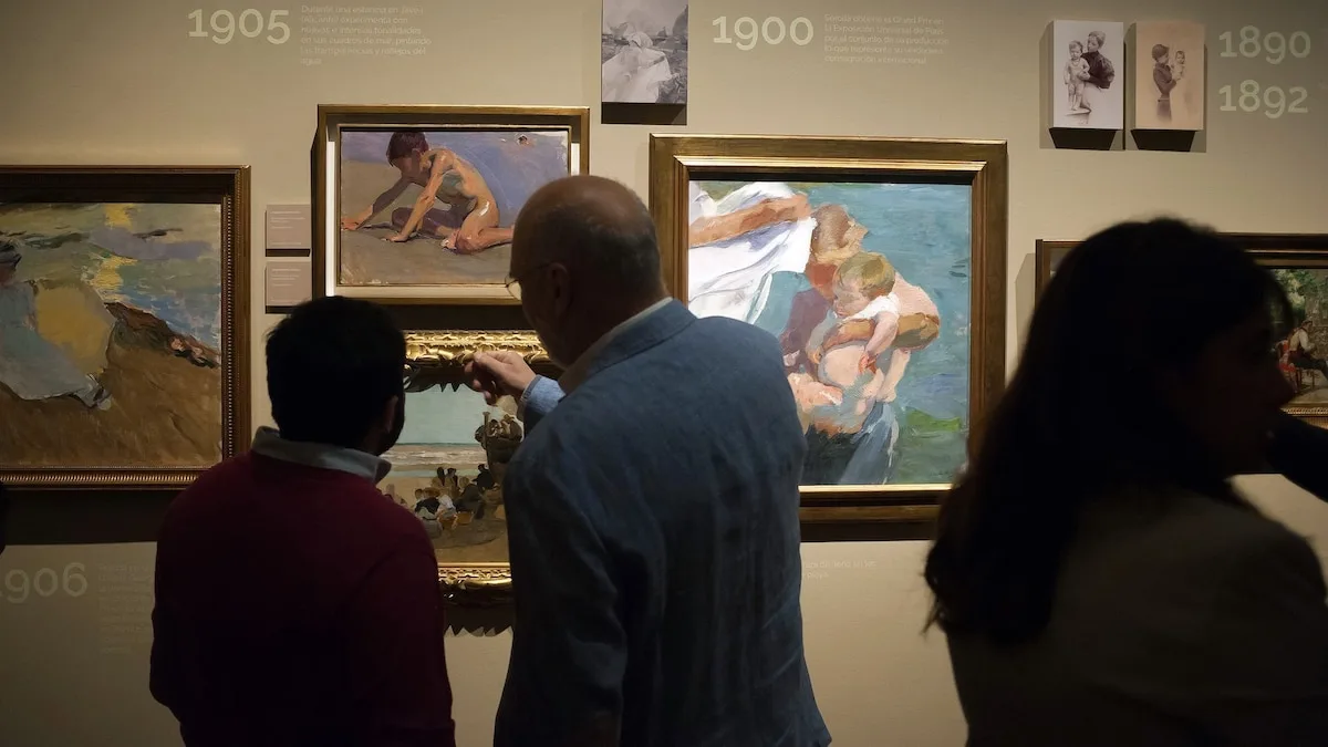 An Amazing Discovery: A Valuable Painting Found on the Street!