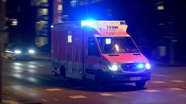 A Tragic Incident in Lübeck: Severe Injury to a Teenager in a Car Collision