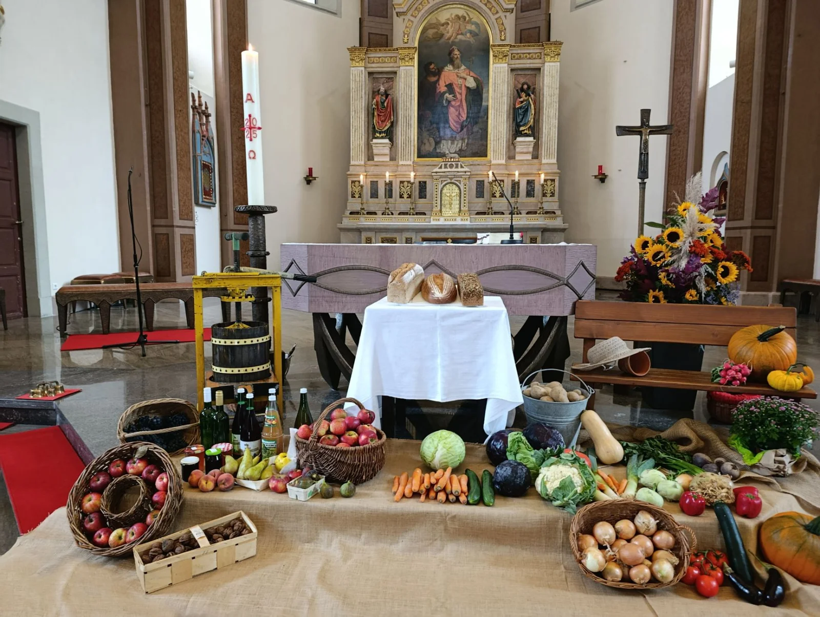 Is the Fruit Harvest Festival Coming to an End? 10,000 Euros Budget Shortfall!
