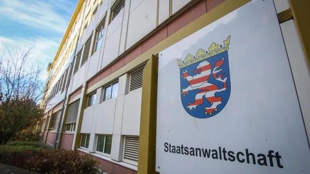 The End of Controversial Investigations into the Diploma Slogan: What Happened to Freedom of Speech?