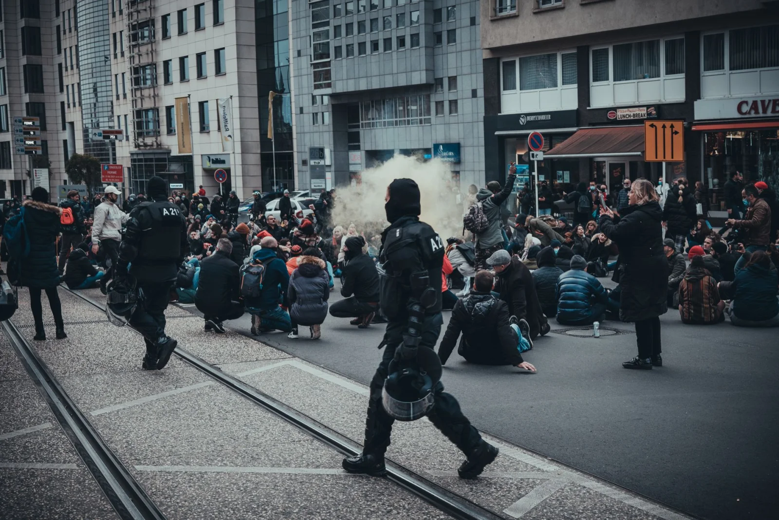 Controversial AfD Rally: Police on Full Alert