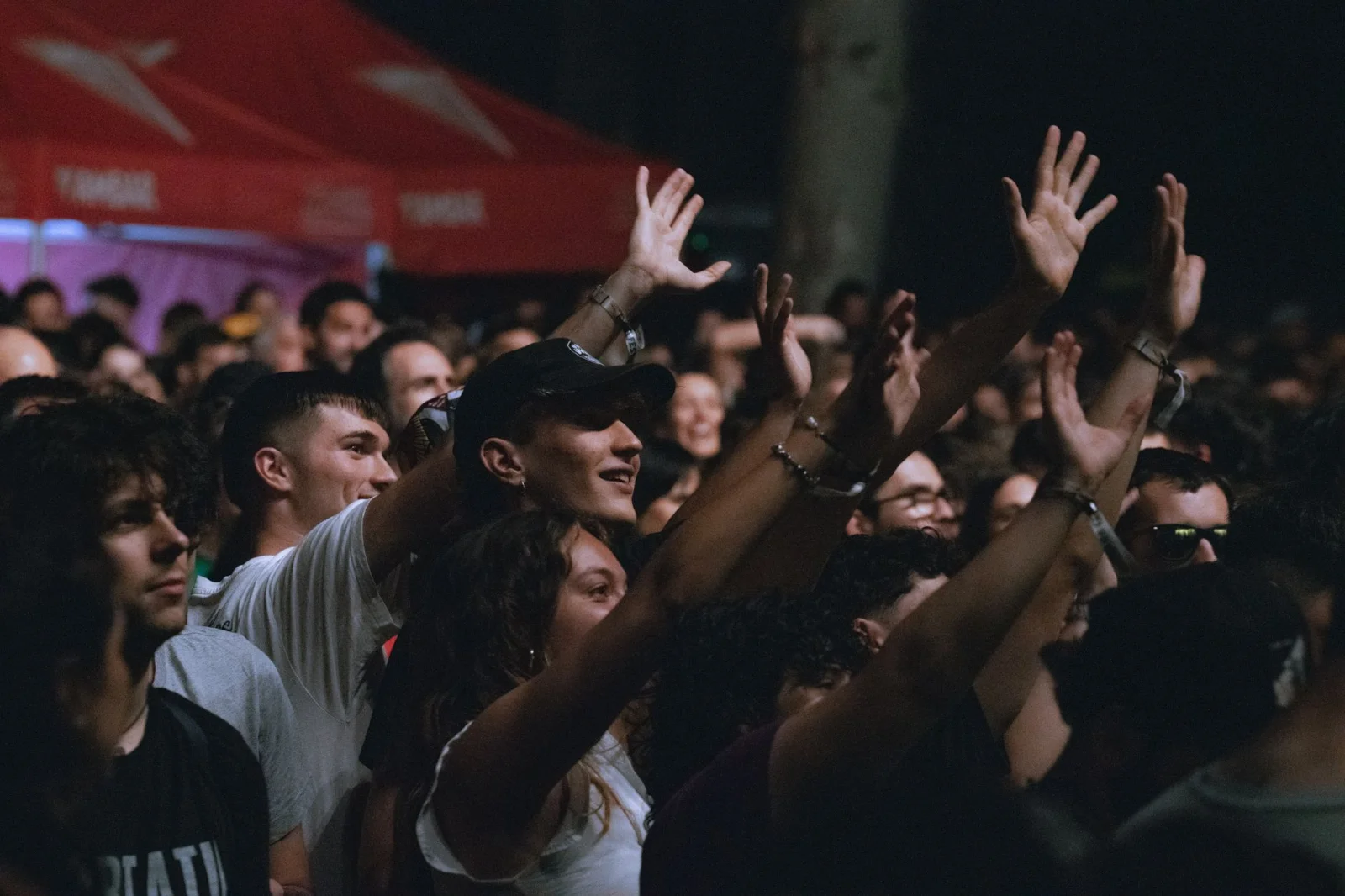 Joy and Rainbow in Hamburg: The Amazing Music Festival