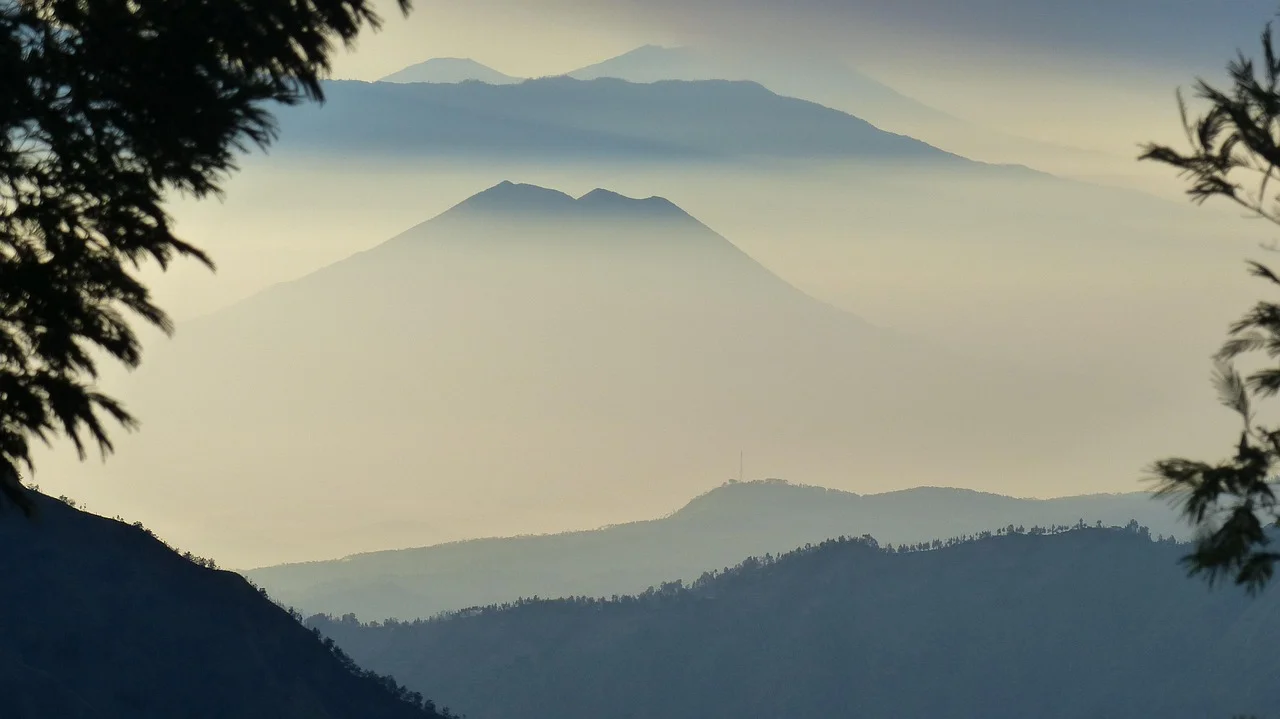 Volcanic Eruption in Indonesia; Robot Football Competition in South Korea