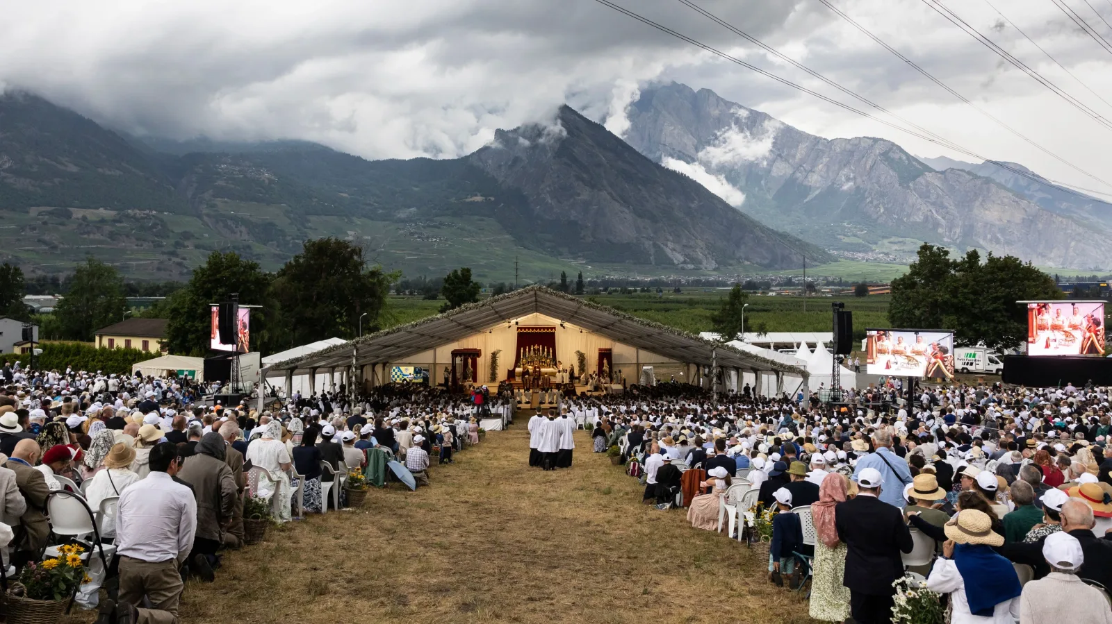 Religious Divide in the Vatican: Strict Action Against Traditionalists