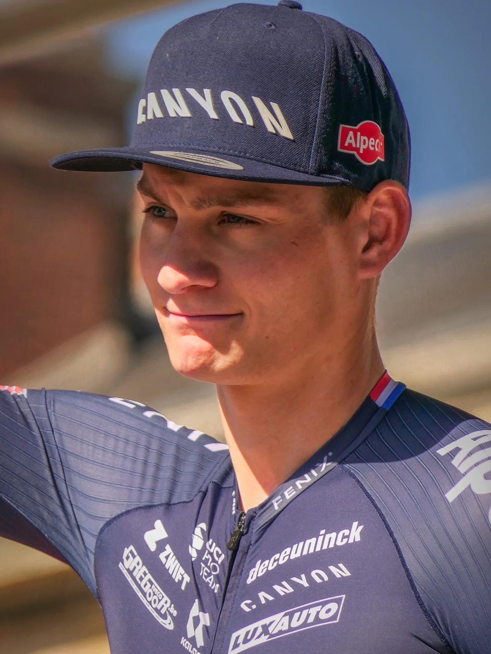 Victory in the Heat: Van der Poel in the Hot Stage of the Tour!