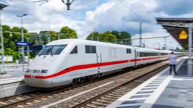 Trains are back on track at a speed of 230 kilometers per hour!
