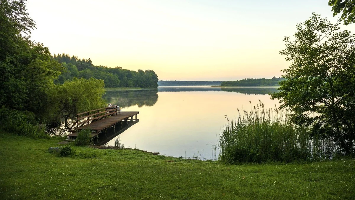 A Lake in the Heart of Nature: A Summer Secret to Discover