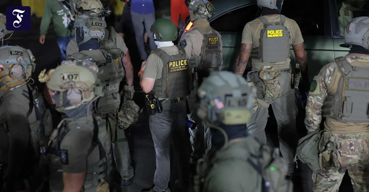 85-Year-Old Man Dies in ICE Detention Center in the U.S.