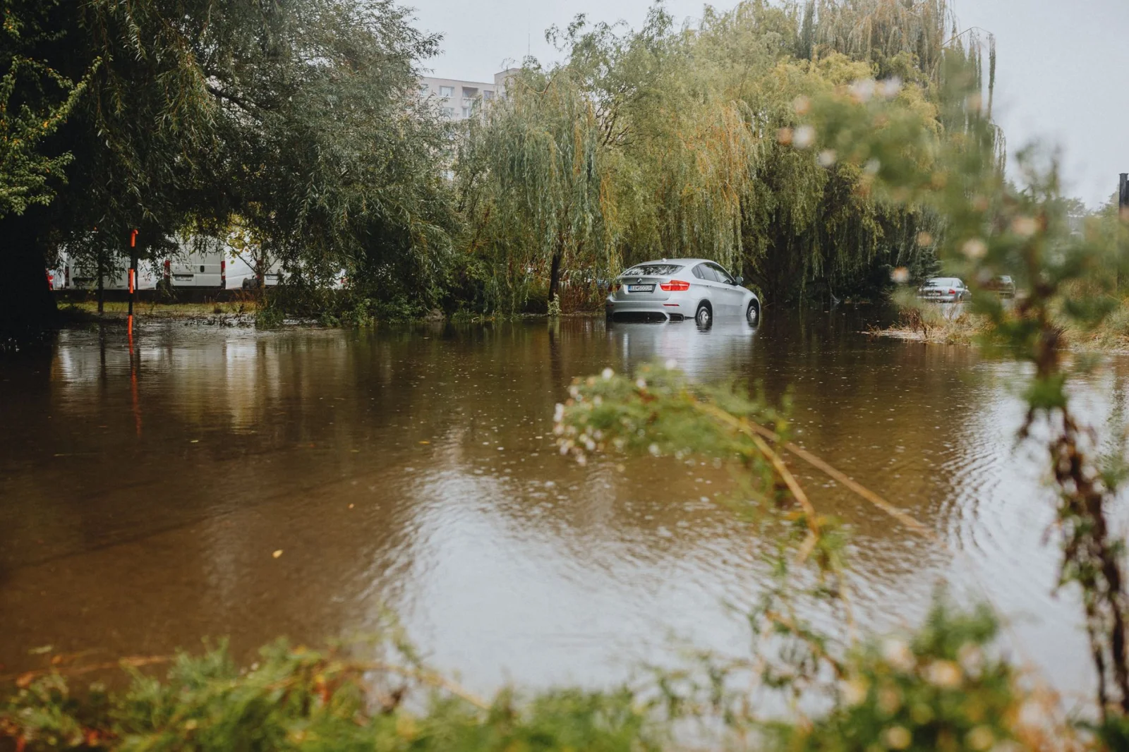 Storm in Berlin: Winds of 70 km/h and Sudden Showers!