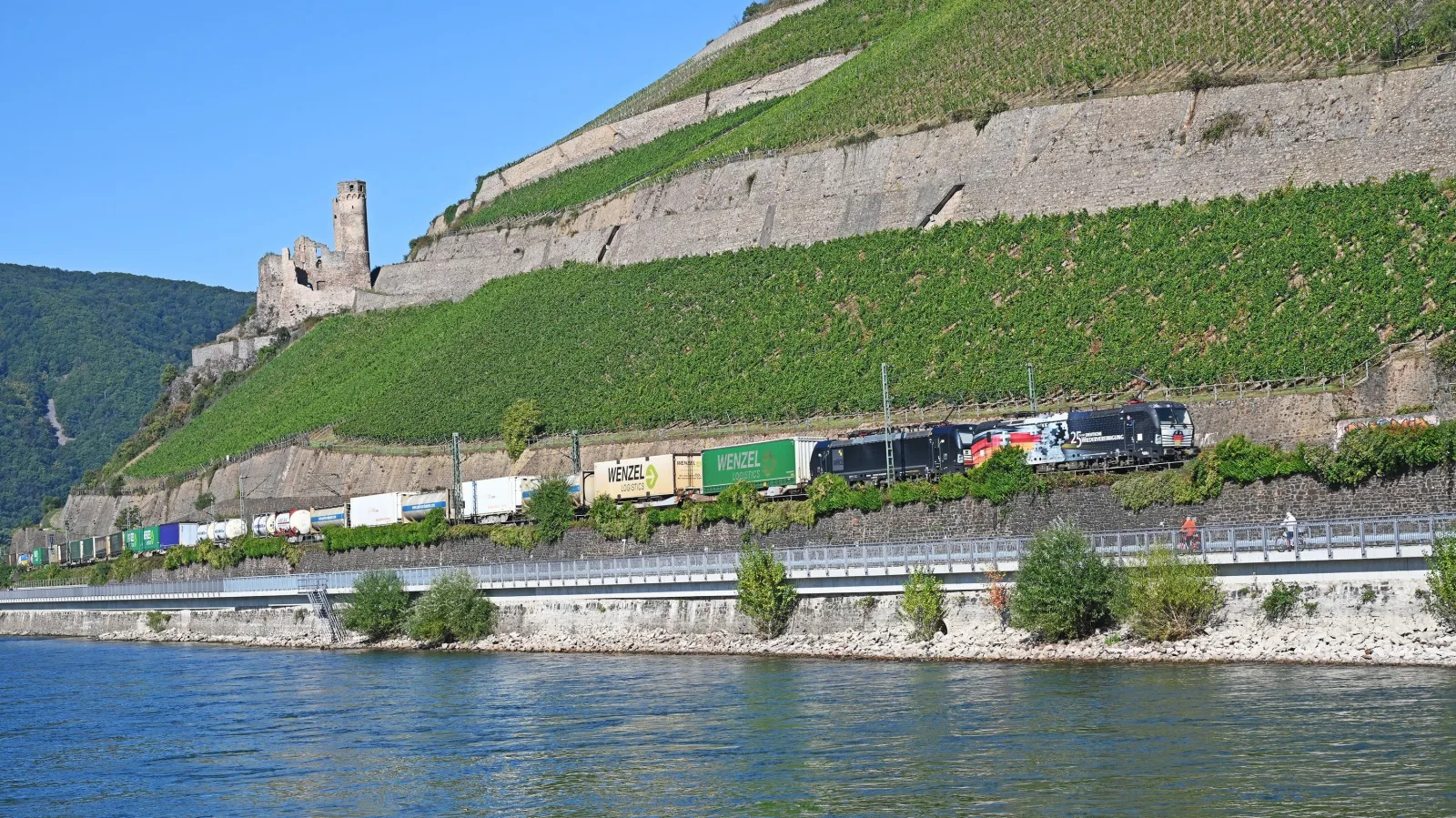 Train Service Halted for Five Months on the Wiesbaden to Troisdorf Route